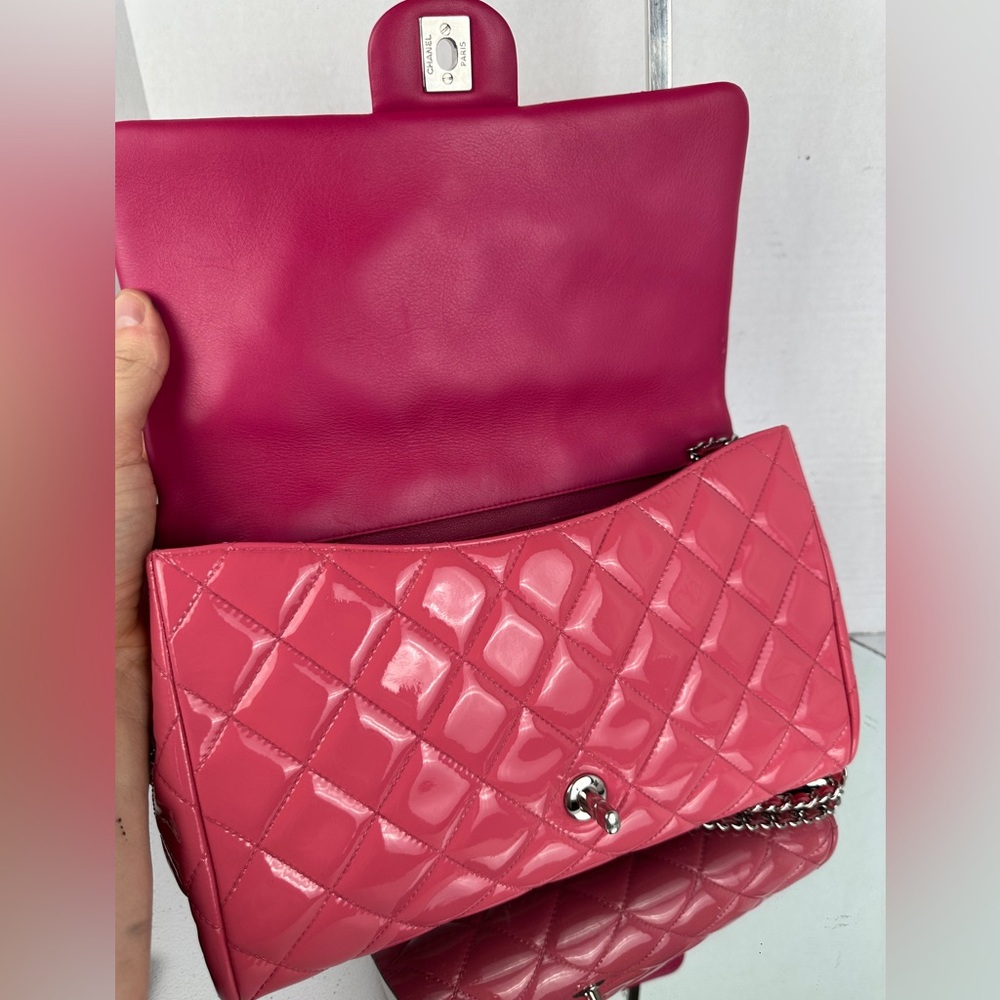 CHANEL Pink Quilted Patent Leather Flap Bag with Silver Hardware - Picture 3 of 10